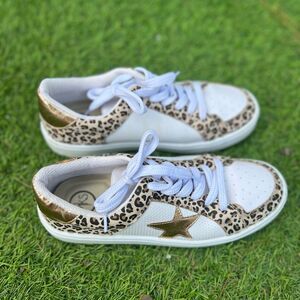 MKS gold star leopard print sneakers size 9 streetwear trendy preppy boho